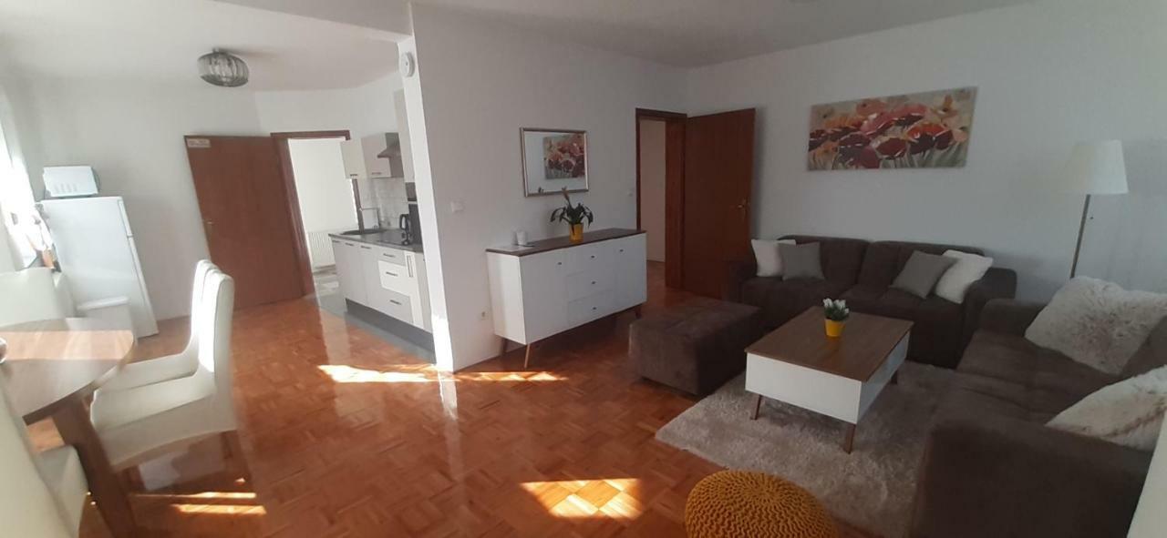 Apartment Golden Fields Смолянац Экстерьер фото