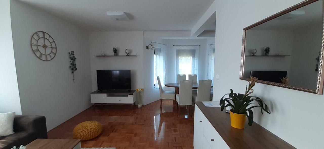 Apartment Golden Fields Смолянац Экстерьер фото